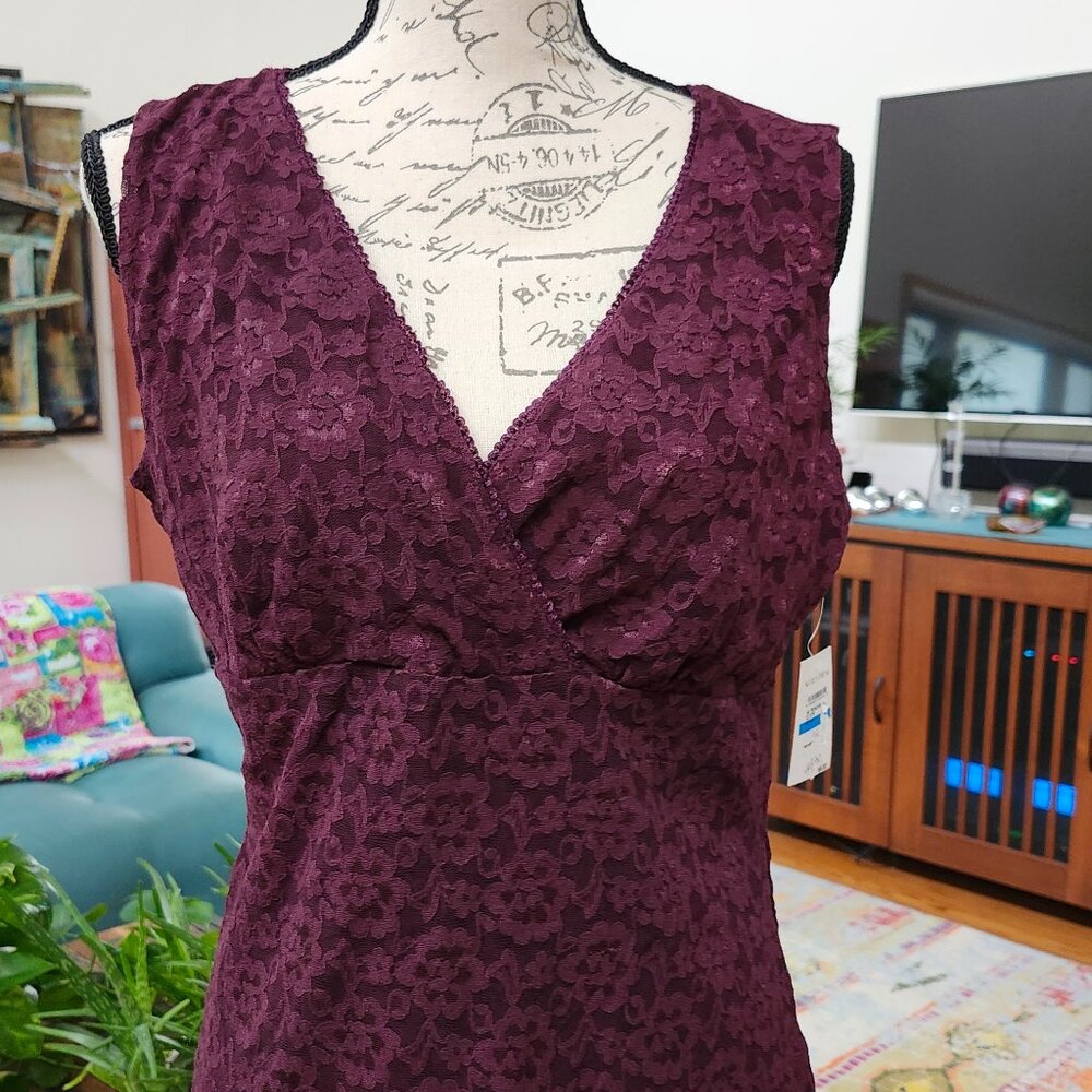 NWT - SEMANTIKs Stretch Lace Tank Top - Picture 2 of 9